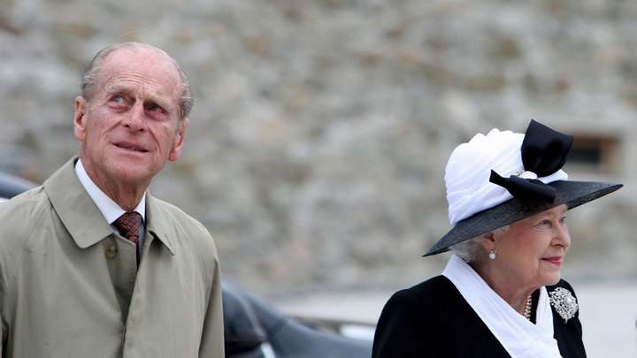 Скончался супруг королевы Великобритании принц Филипп