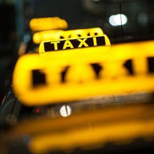 Заказывайте надежное такси в Запорожье с Lextaxi – быстро, комфортно и доступно!