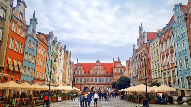 Отримання візи в Польщу: актуальна інформація для українців