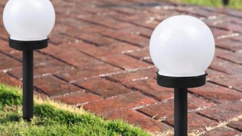 Які переваги пропонують сучасні світильники на сонячних батареях