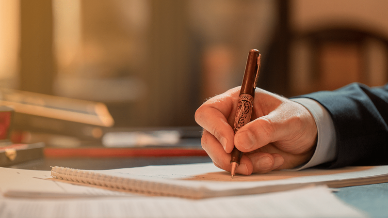 Як створити сильний літературний огляд для статті Scopus