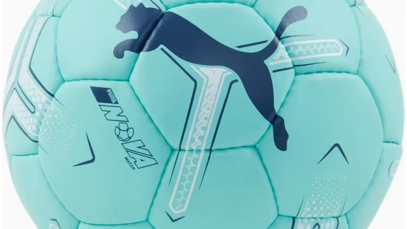 В чем разница между футбольными и футзальными мячами?