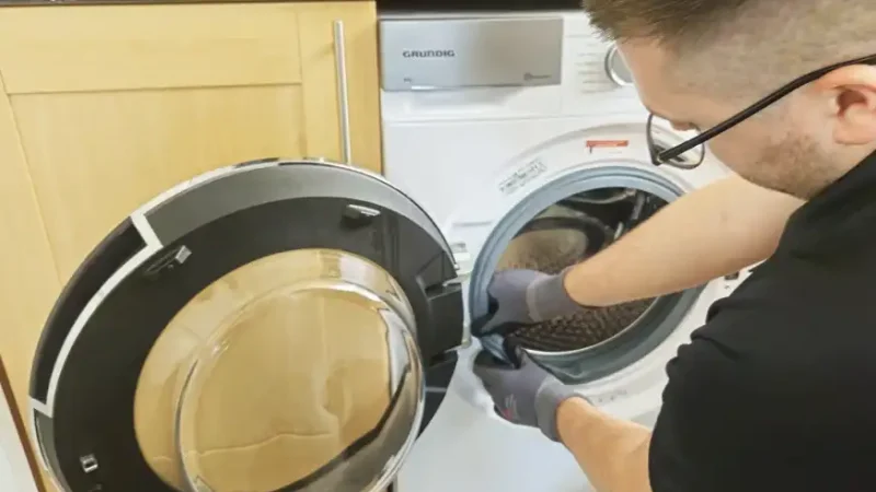 Когда может понадобиться профессиональный ремонт стиральных машин