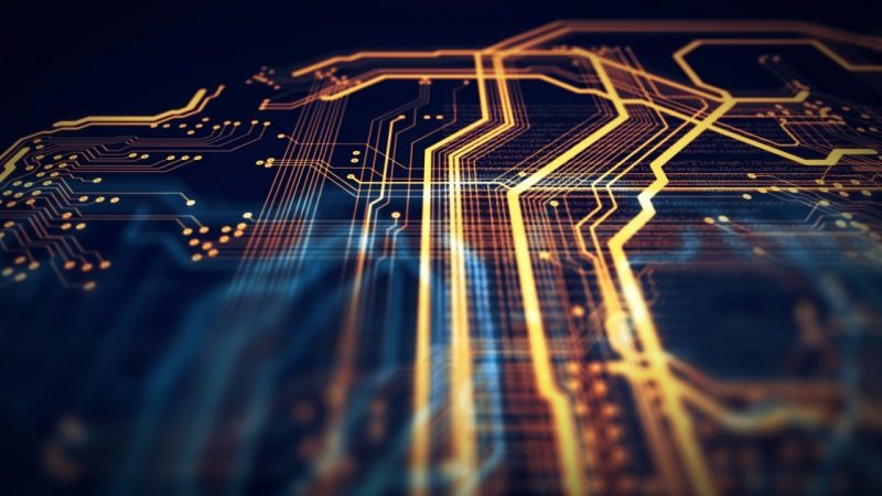 Какие каналы продвижения использует интернет-маркетолог?