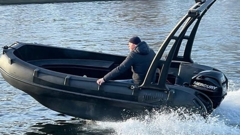 Головні переваги вибору якісного обладнання для моторних човнів